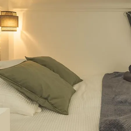 Apartment Bonappart 13 - Charme Napoleonien & Confort