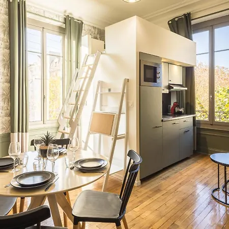 Bonappart 13 - Charme Napoleonien & Confort - Climatisation Apartment Troyes